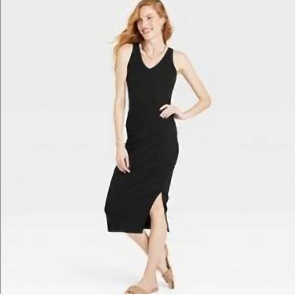 XXL Black V-neck Midi Dress